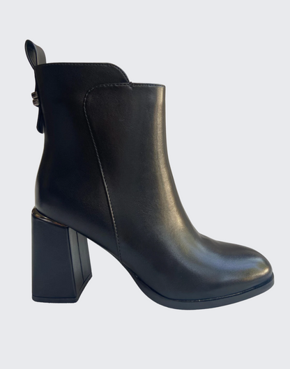 Botines formales Celia negro