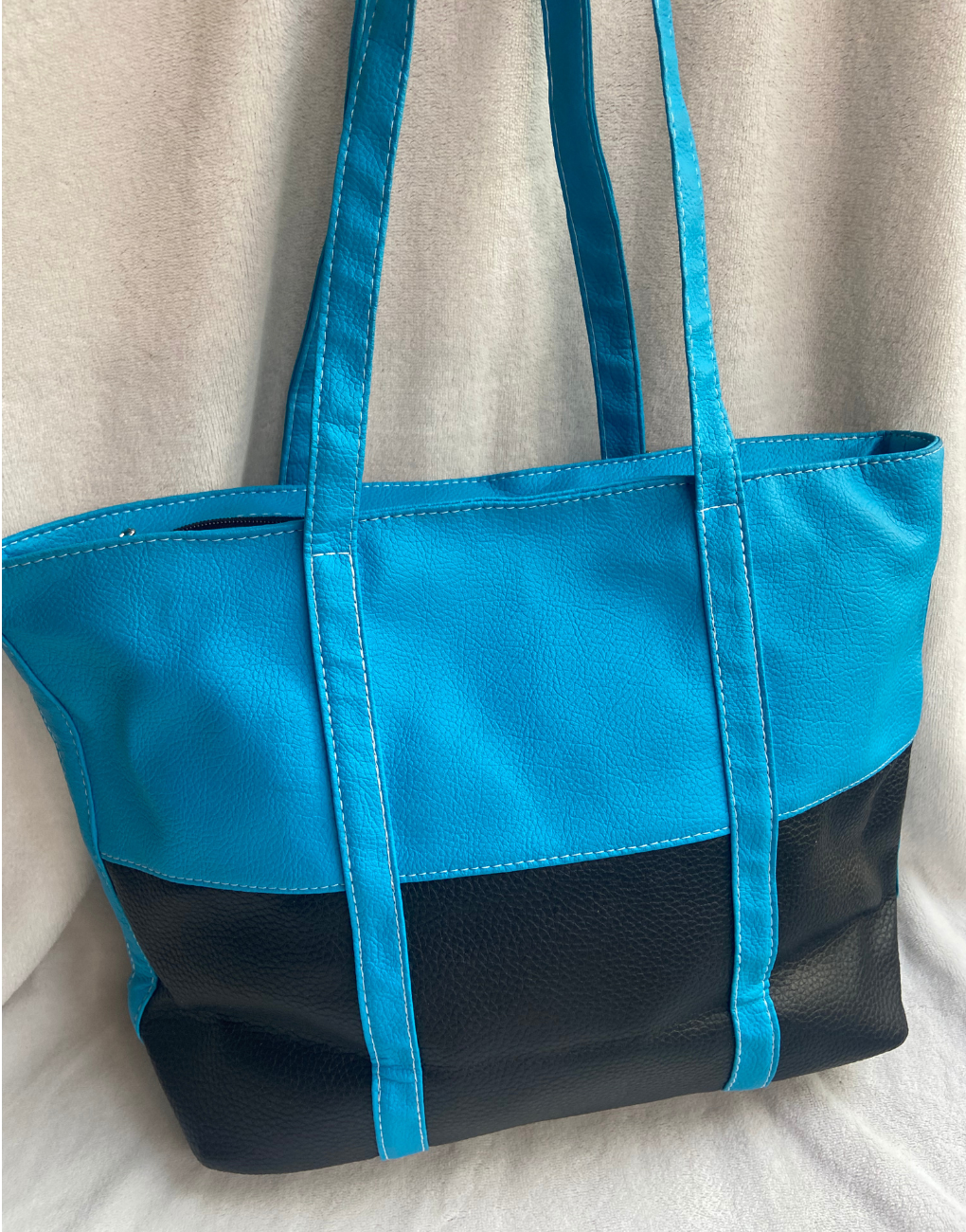 Bolso de mujer negro con celeste Katty